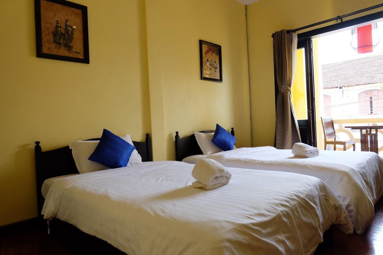 Inthira Thakhek Hotel Exterior photo