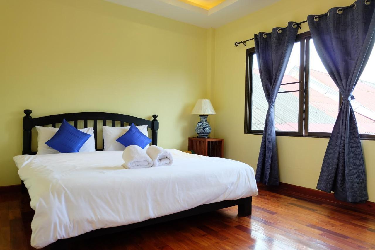 Inthira Thakhek Hotel Exterior photo